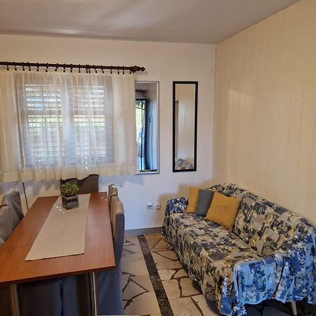 Apartments Vera - Mirca Mirce المظهر الخارجي الصورة