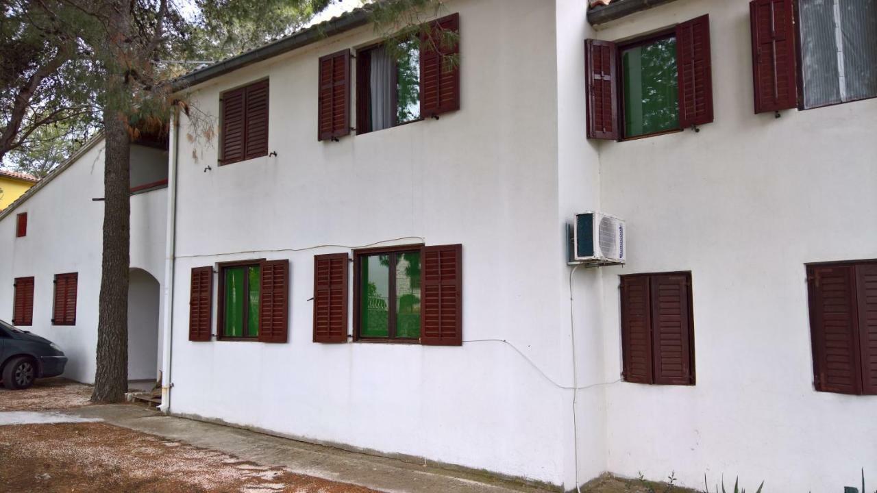 Apartments Vera - Mirca Mirce المظهر الخارجي الصورة